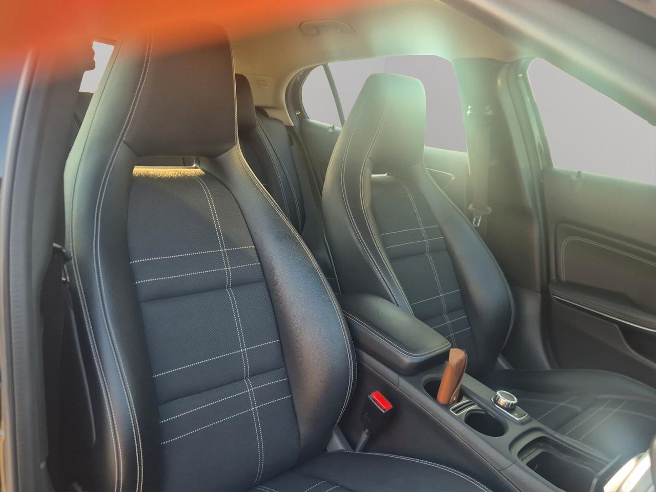 Mercedes-benz GLA 200 d Automatic 4Matic Premium