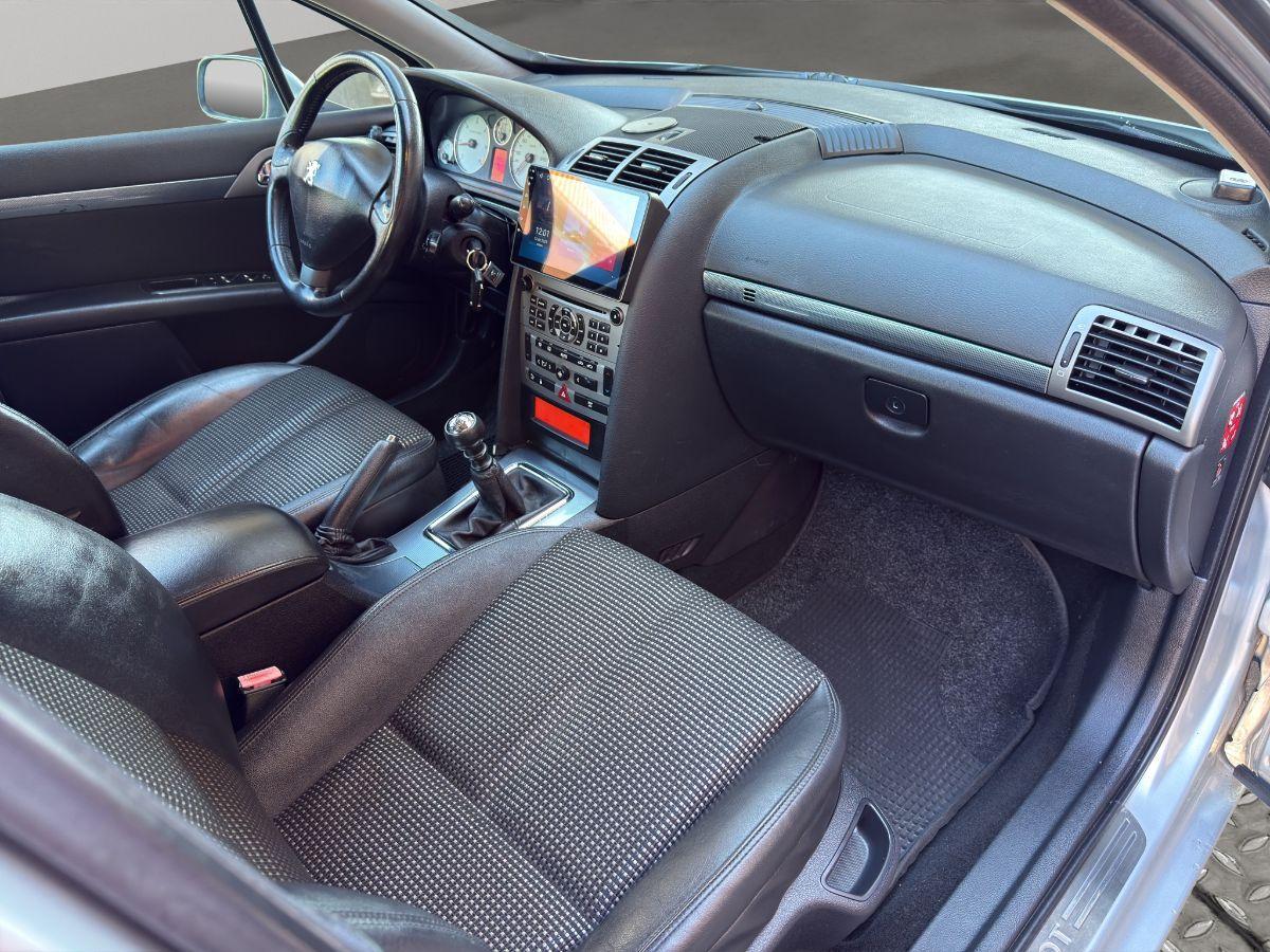 PEUGEOT - 407 - 2.0 HDi 136CV Premium