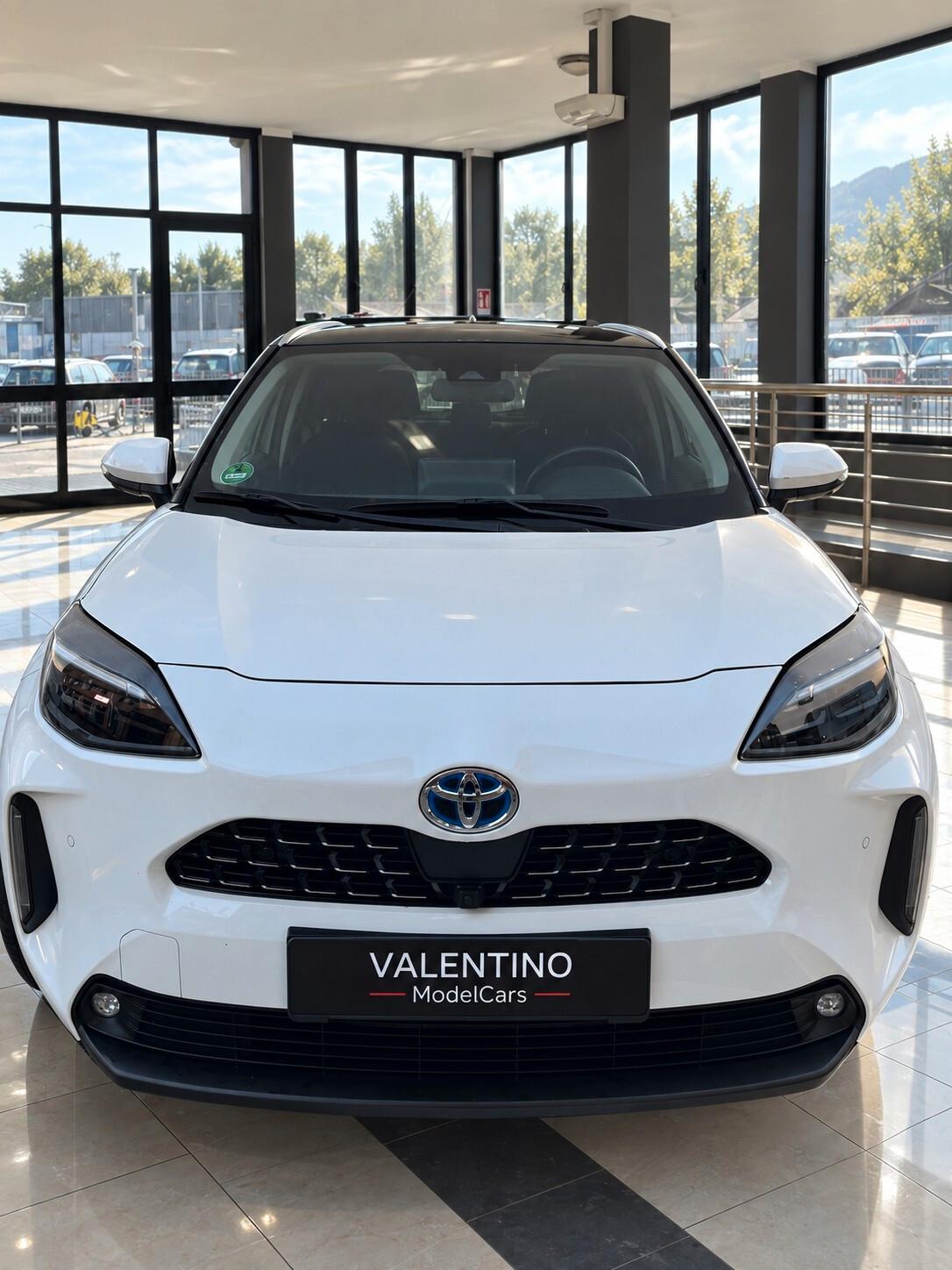 Toyota Yaris Cross LOUNGE PREMIERE 1.5 Hybrid 116