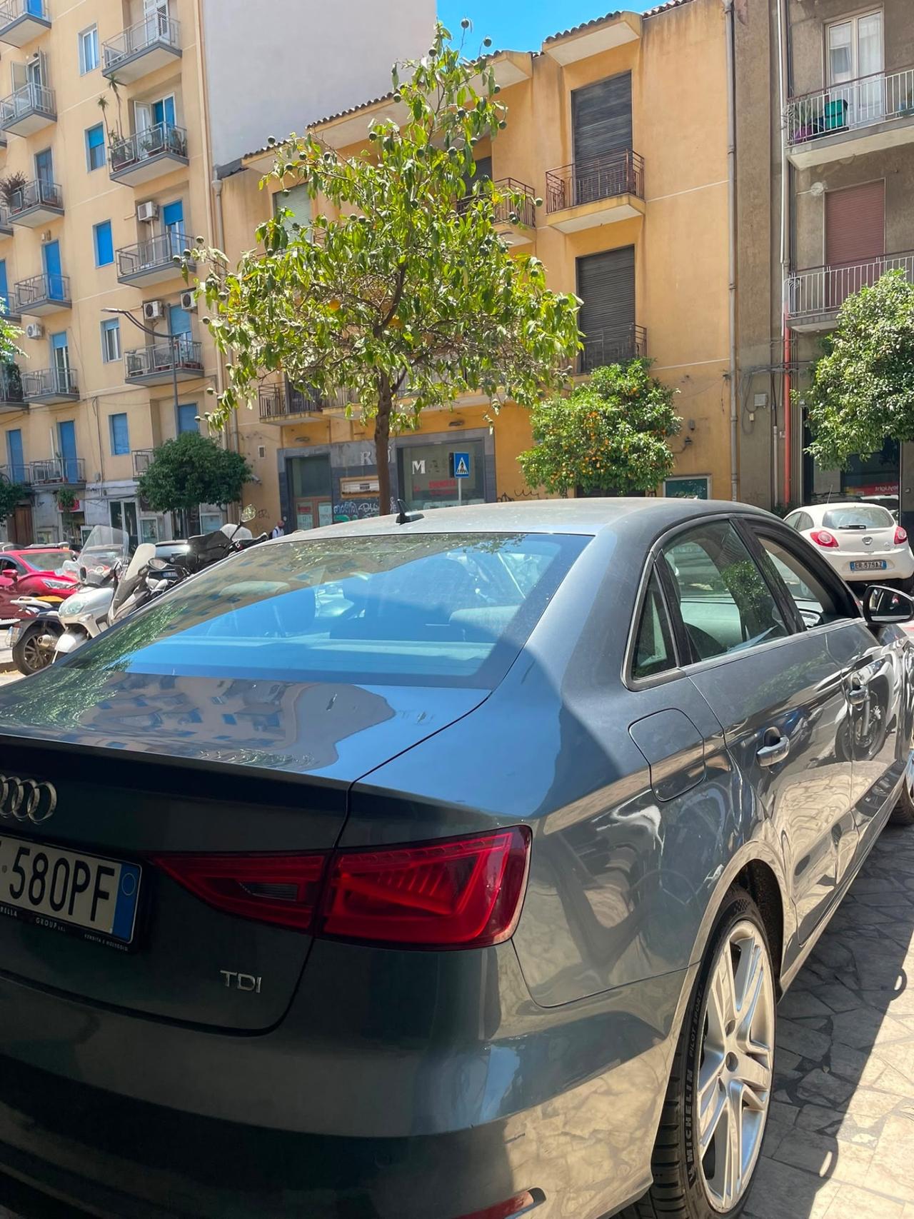 Audi A3 Sedan 2.0 TDI quattro Attraction