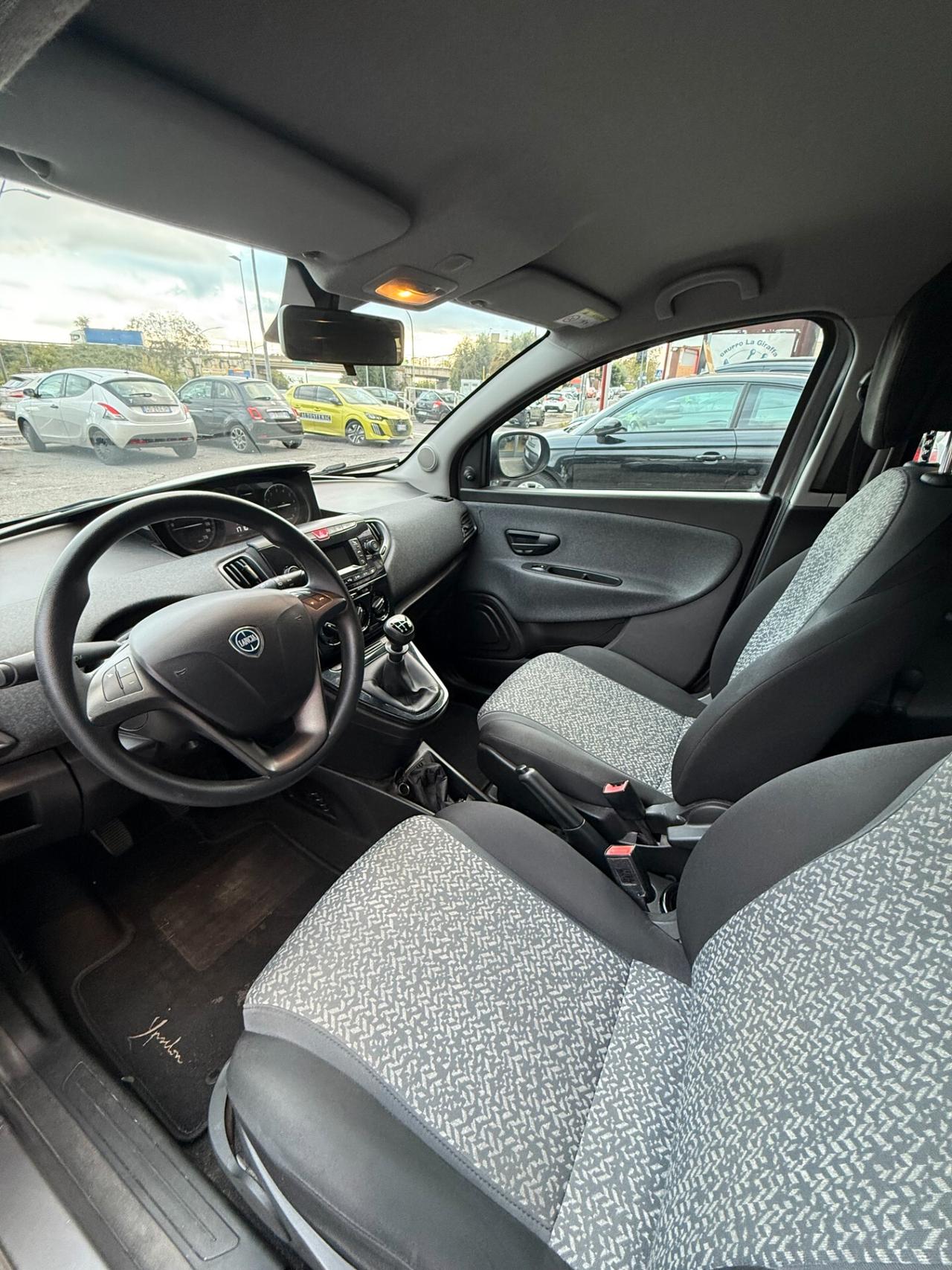 Lancia Ypsilon 1.2 69 CV 5 porte GPL Ecochic Gold