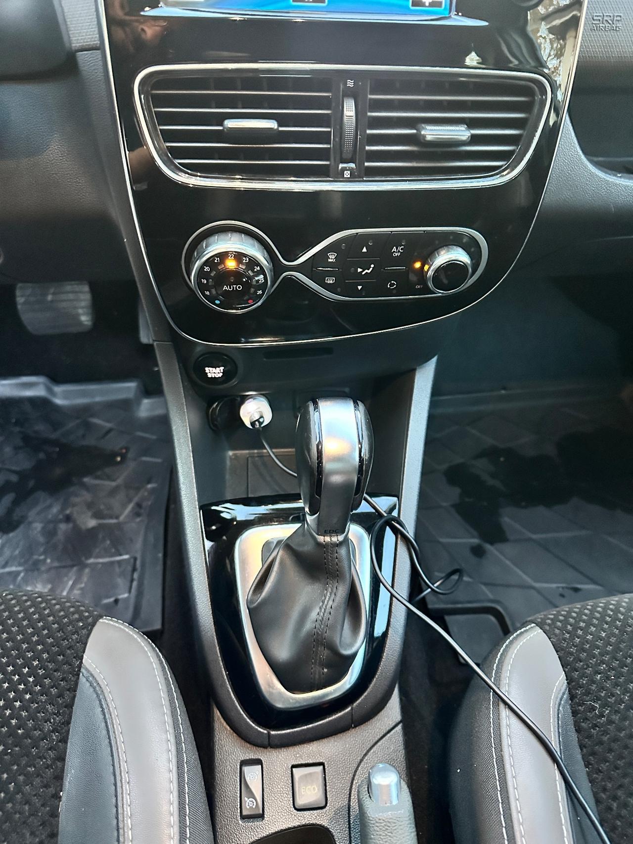 Renault Clio dCi 8V 90CV Start&Stop 5 porte cambio automatico