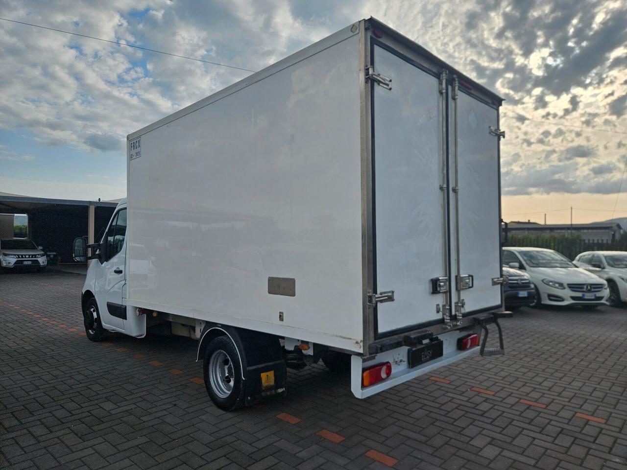 Renault Master T35 2.3 dCi/100 PL FRIGO - IVA ESCLUSA - MOTORE NUOVO