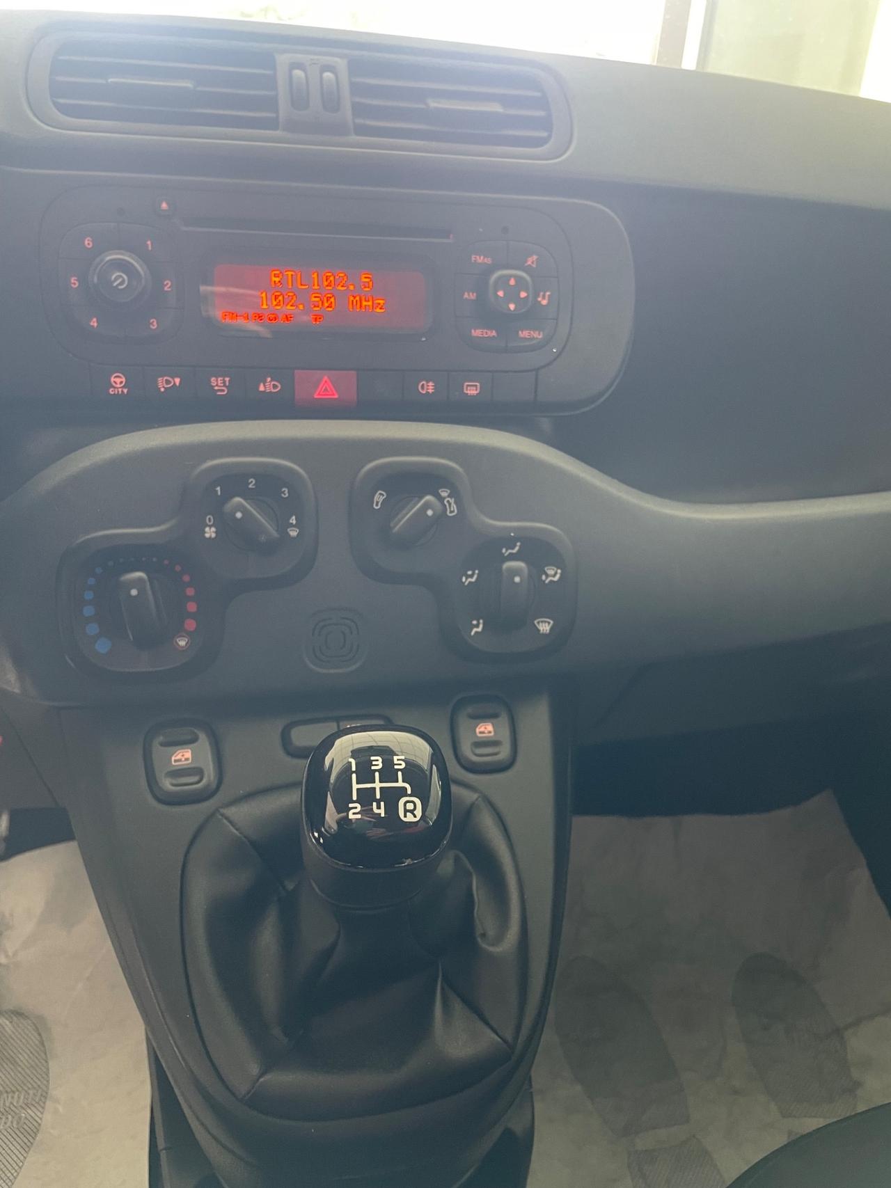 Fiat Panda 1.2 Easy - Nessun vincolo -