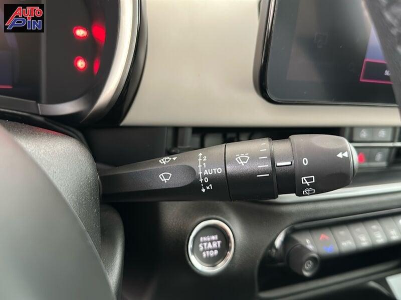 FIAT 600 600 1.2 hybrid La Prima 110cv auto