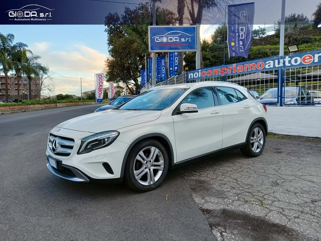 Mercedes-benz GLA 220 d LEGGERE DESCRIZIONE