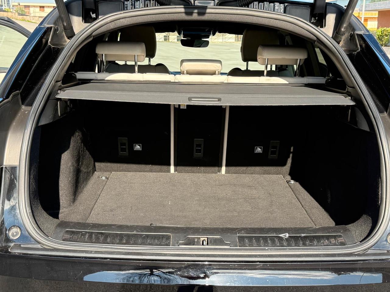 Land Rover Range Rover Velar 2.0D 180cv R-Dynamic SE