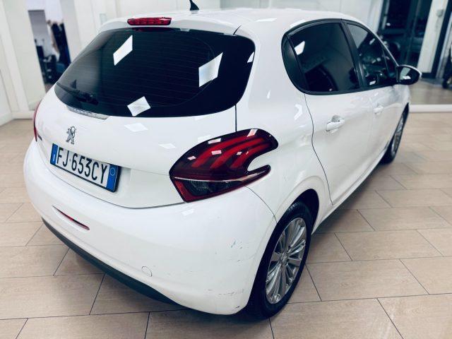 PEUGEOT 208 1.6 BlueHDi Allure - 132.000 Km