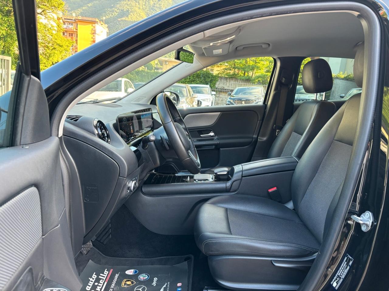 Mercedes-benz GLA 200 d Automatic Sport FULL- LED -MATRIX- MY 22