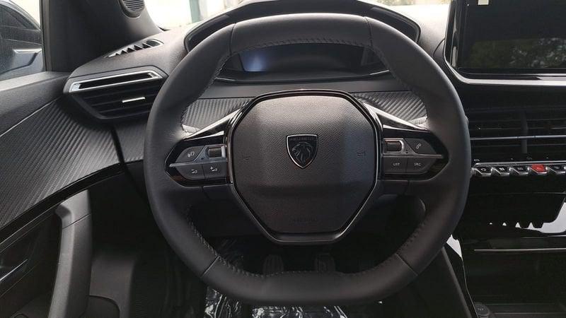 Peugeot 2008 1.2 PureTech 100 cv ALLURE