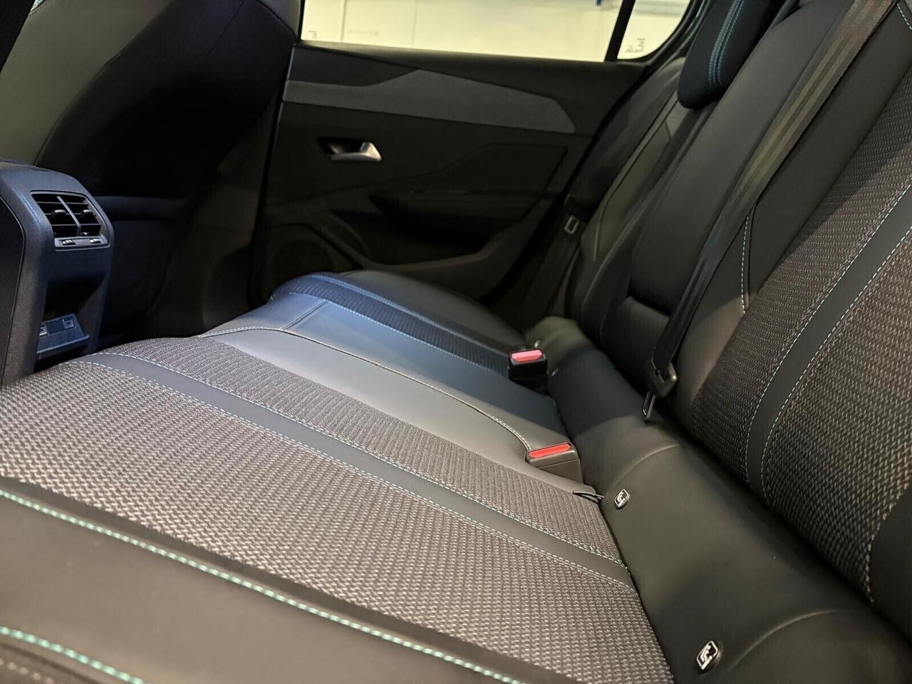 Peugeot 308 ALLURE PureTech Turbo 130 6mt SPOTICAR