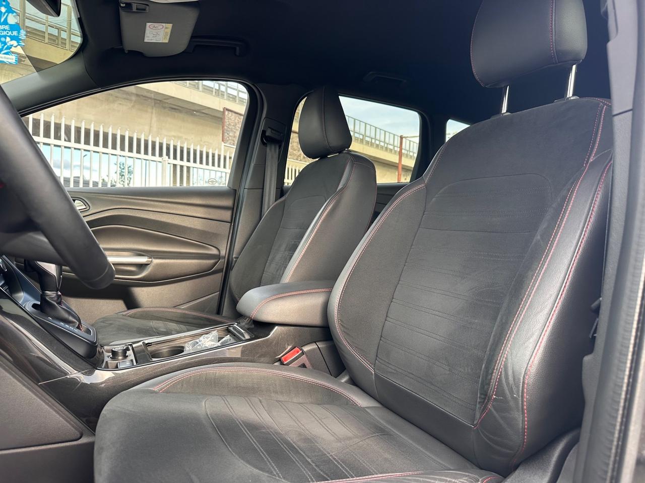 Ford Kuga 2018 2.0 TDCI 150 CV AUT. 4WD ST-Line