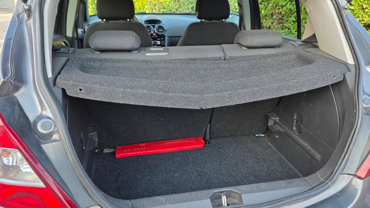 Opel Corsa 1.2 80CV 5 porte GPL-TECH