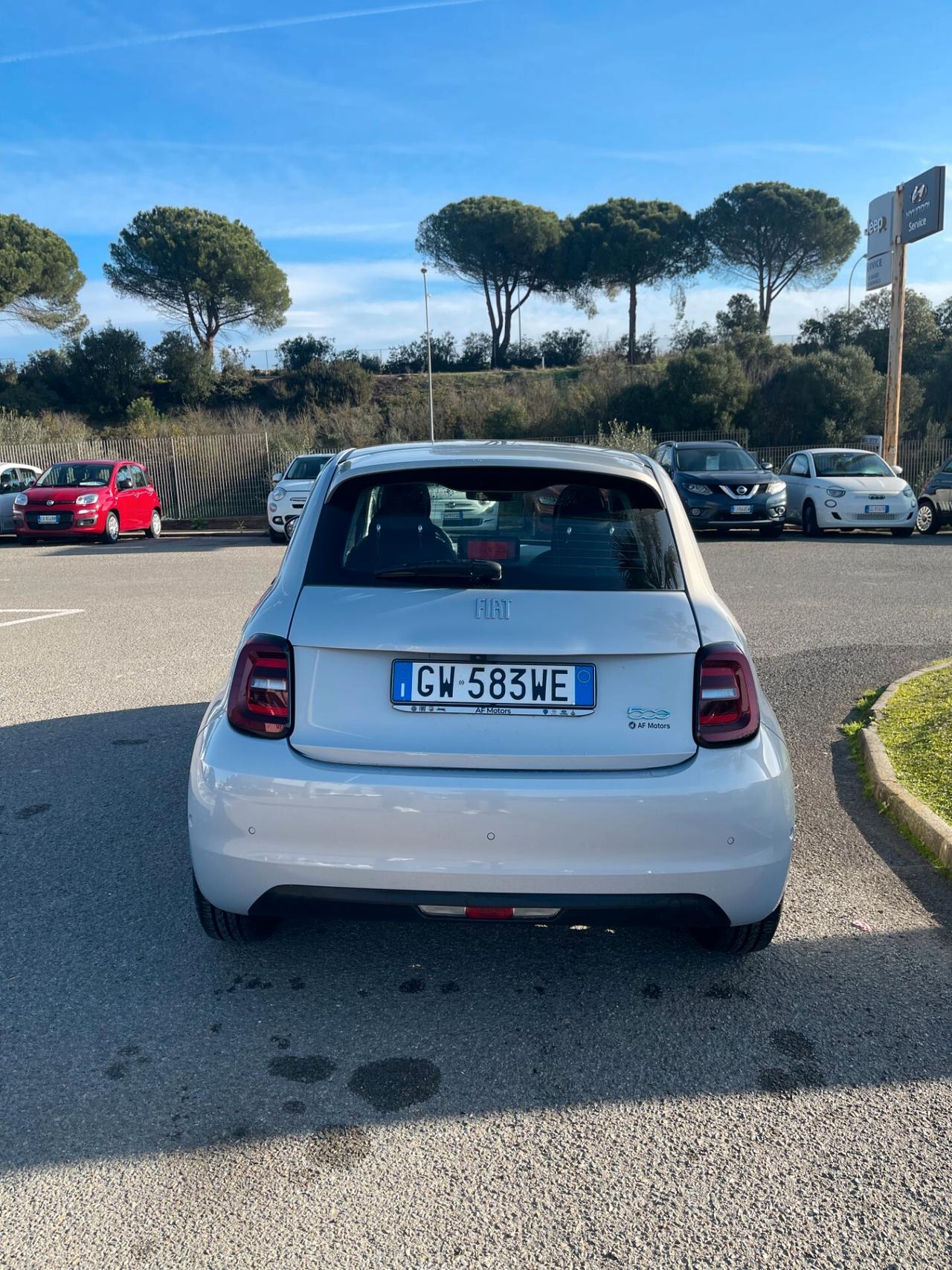 Fiat 500 500e Berlina 42 kWh La Prima