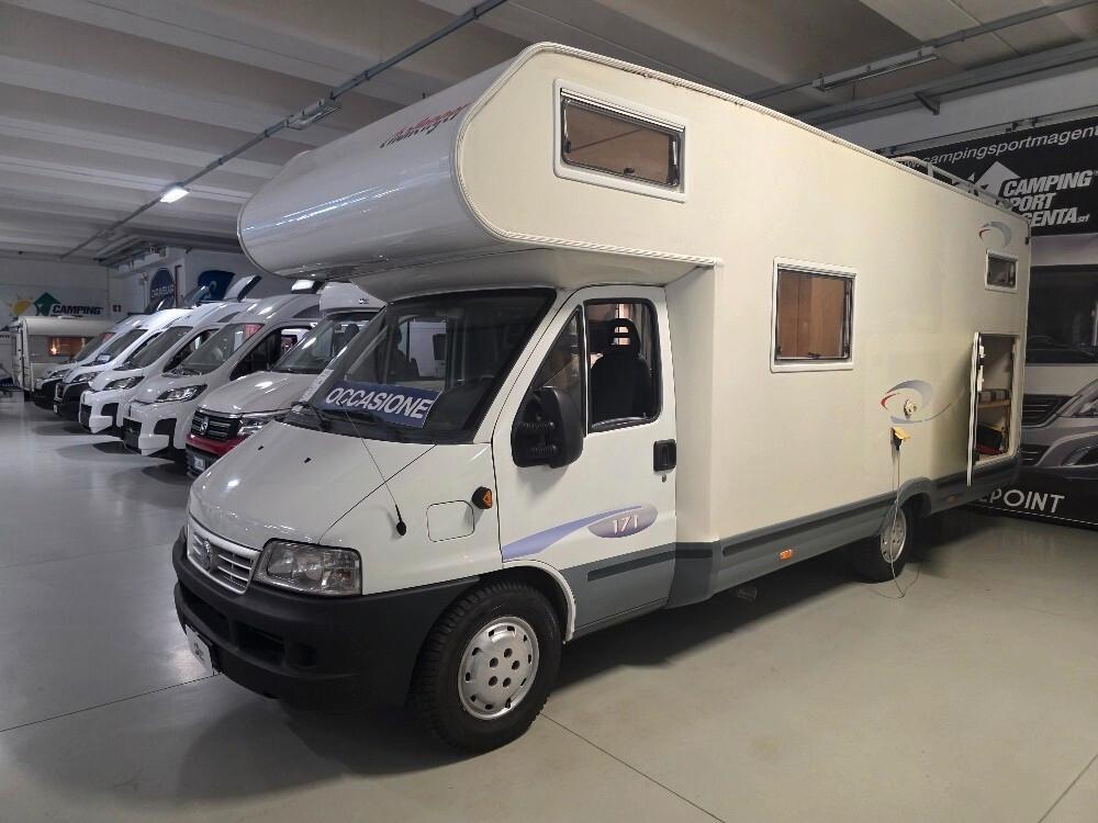 CAMPER CHALLENGER 171