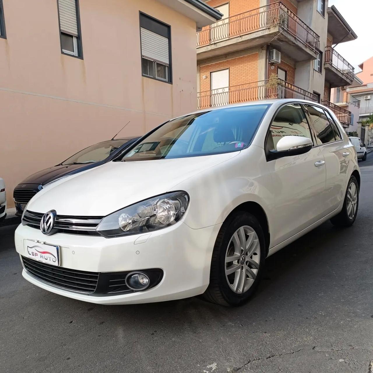 Volkswagen Golf 1.6 TDI DPF DSG 5p. Highline