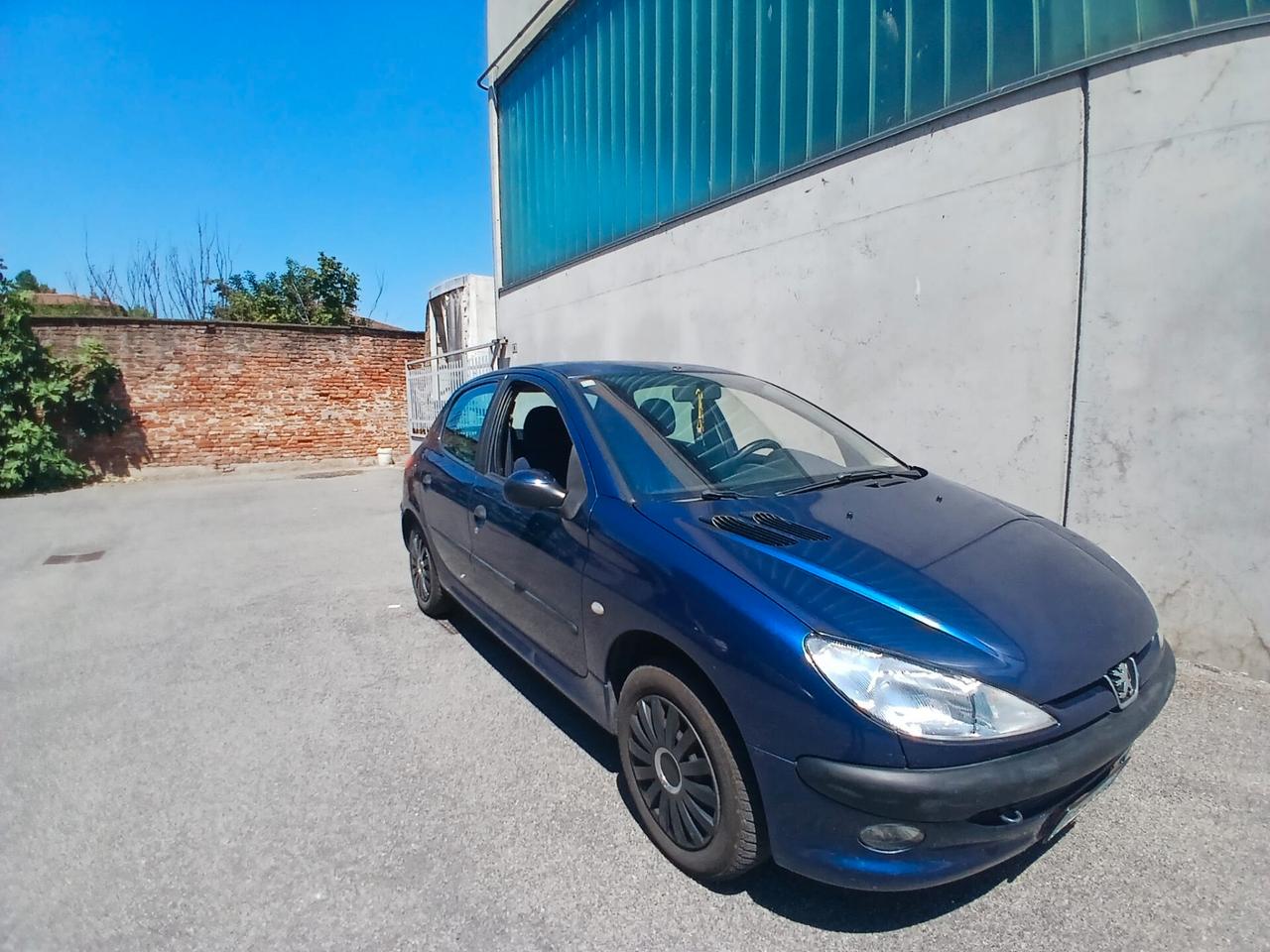 Peugeot 206 1.1 5p. XR