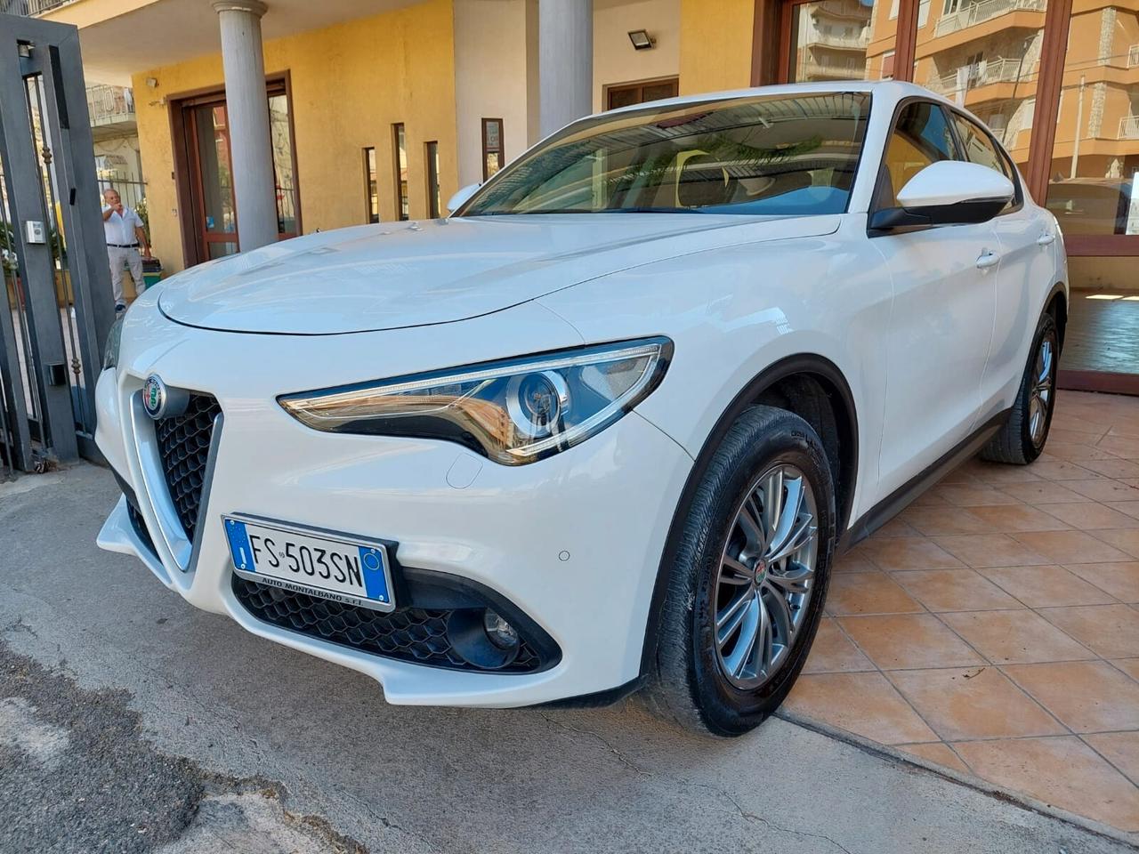 Alfa Romeo Stelvio 2.2 Turbodiesel 190 CV AT8 Q4 Business