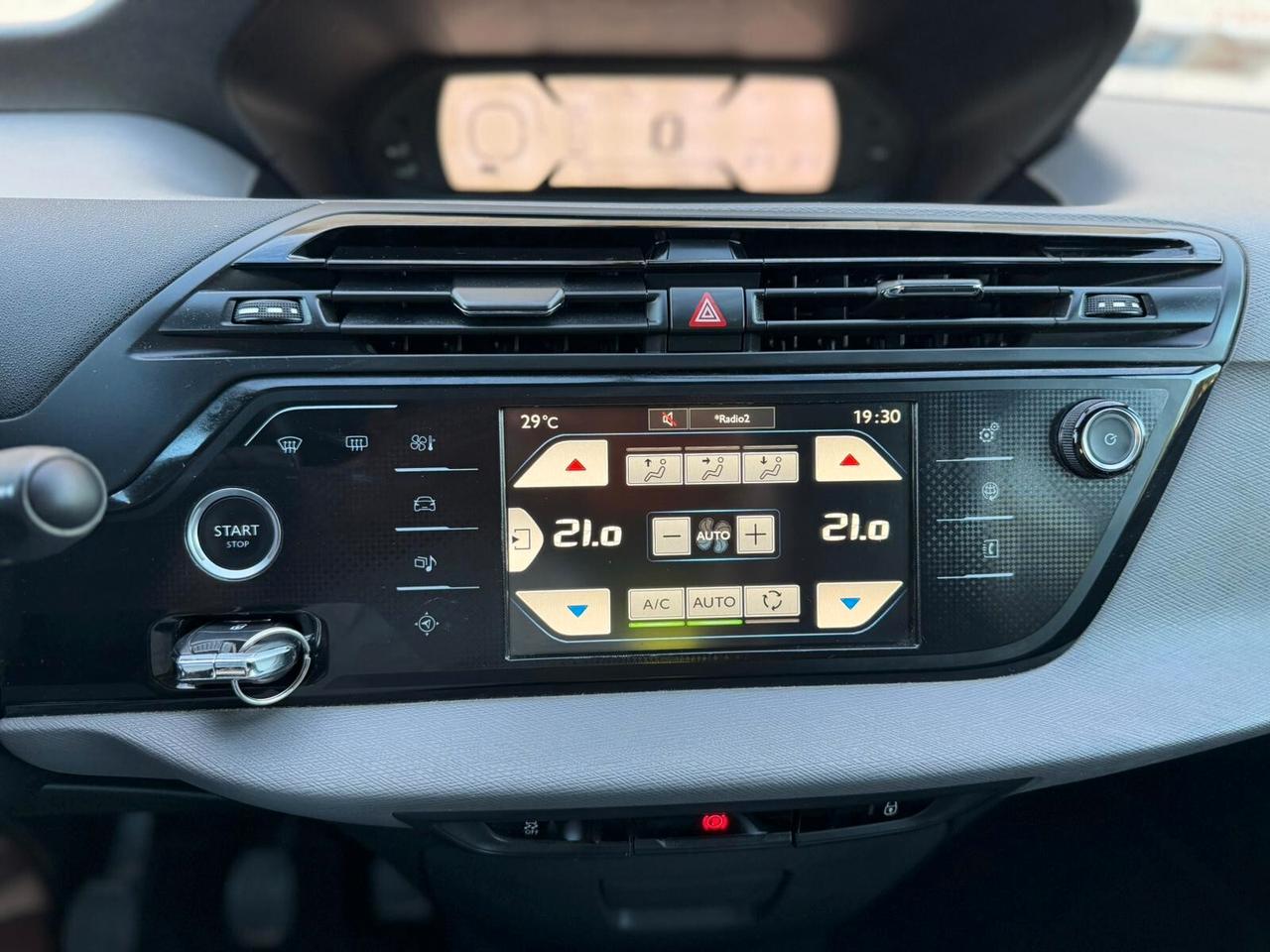 Citroen Grand C4 Picasso 1.6 7 POSTI