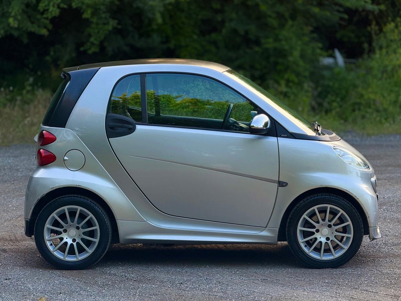 Smart ForTwo 1000 52 kW coupé limited one