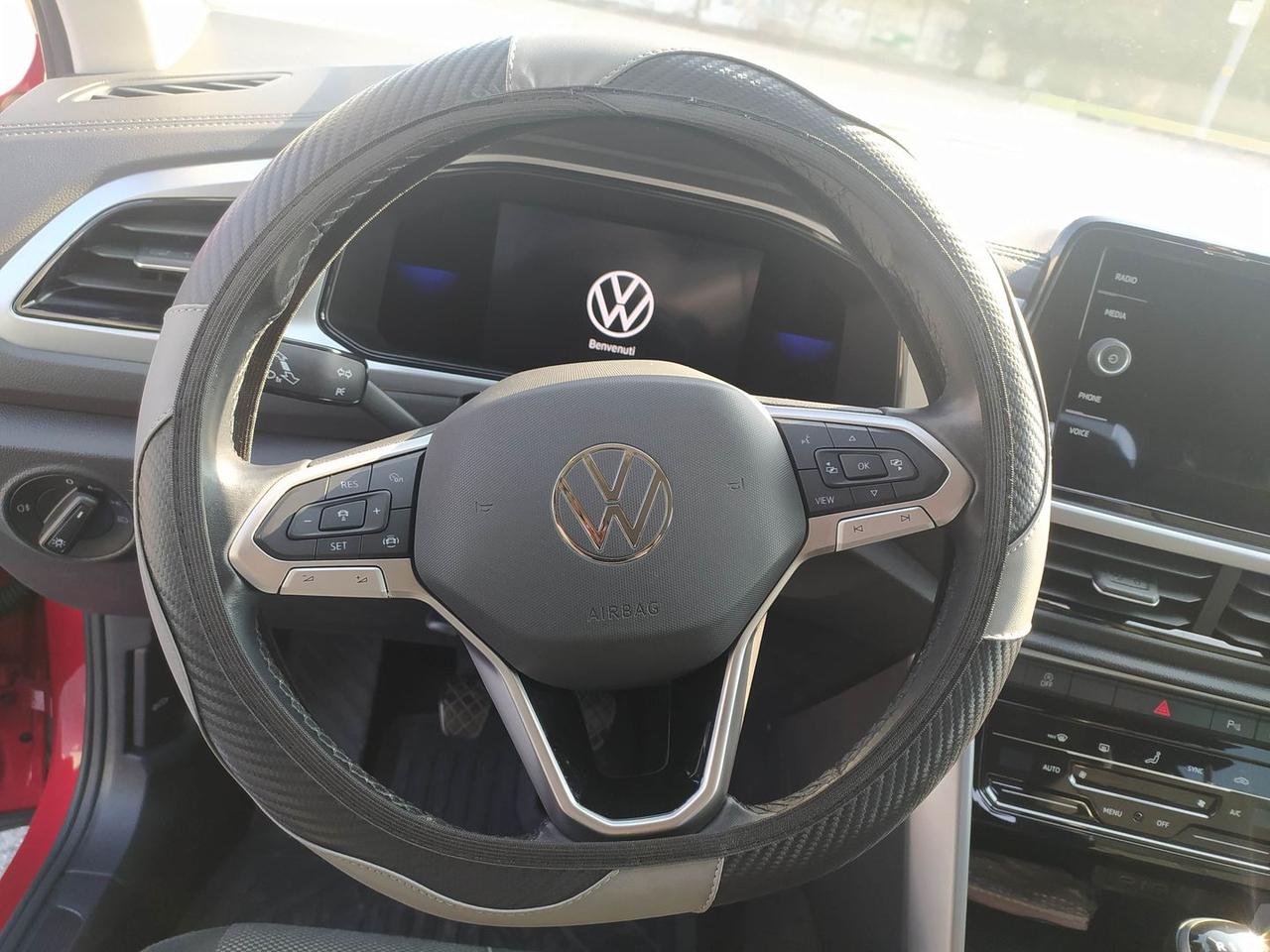 Volkswagen T-Roc R Line 1.0 TSI 110 CV #7284