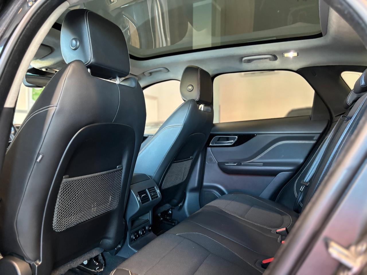 Jaguar F-Pace 2.0d i4 R-Sport 180cv *TAGLIANDI CERTIFICATI *