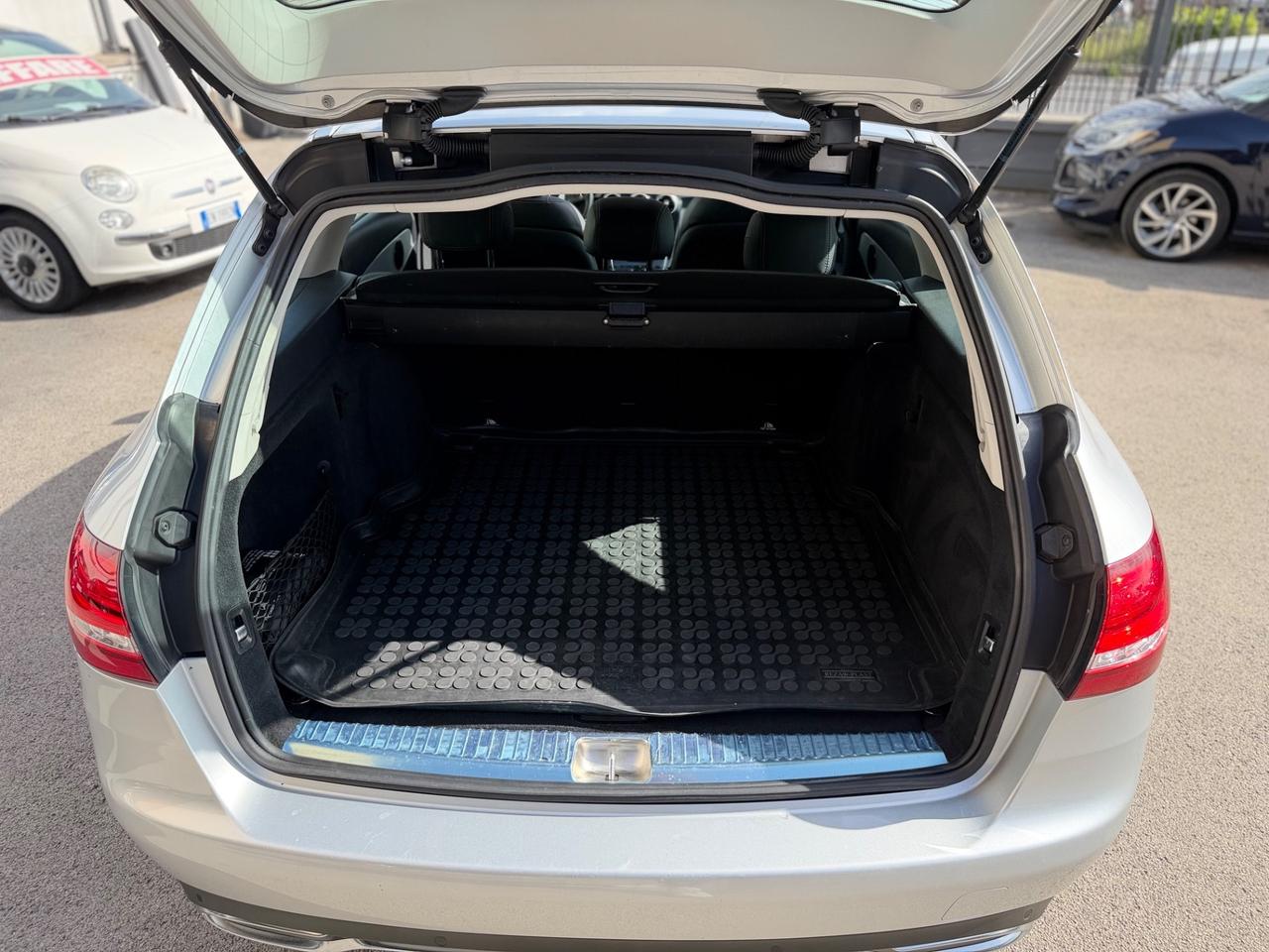 Mercedes-benz C 220 d S.W. Auto Premium + TETTO PARI AL NUOVO