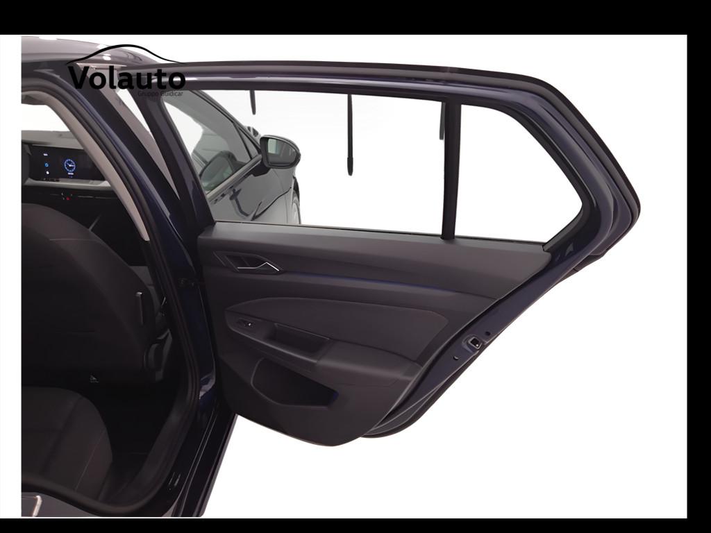 VOLKSWAGEN Golf VIII 2020 - Golf 1.0 etsi evo Life 110cv dsg