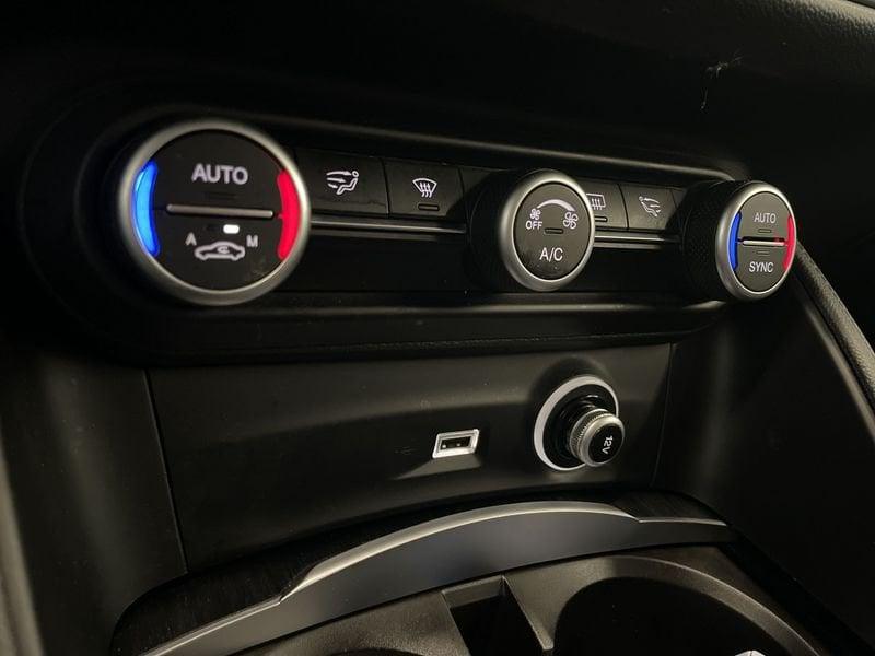 Alfa Romeo Stelvio 2.2 Turbo Diesel 190CV AT8 Q4 Executive