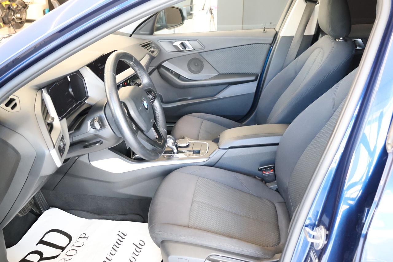 Bmw 116d 5p. Advantage