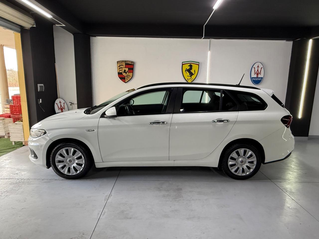 Fiat Tipo 1.6 Mjt S&S SW Lounge