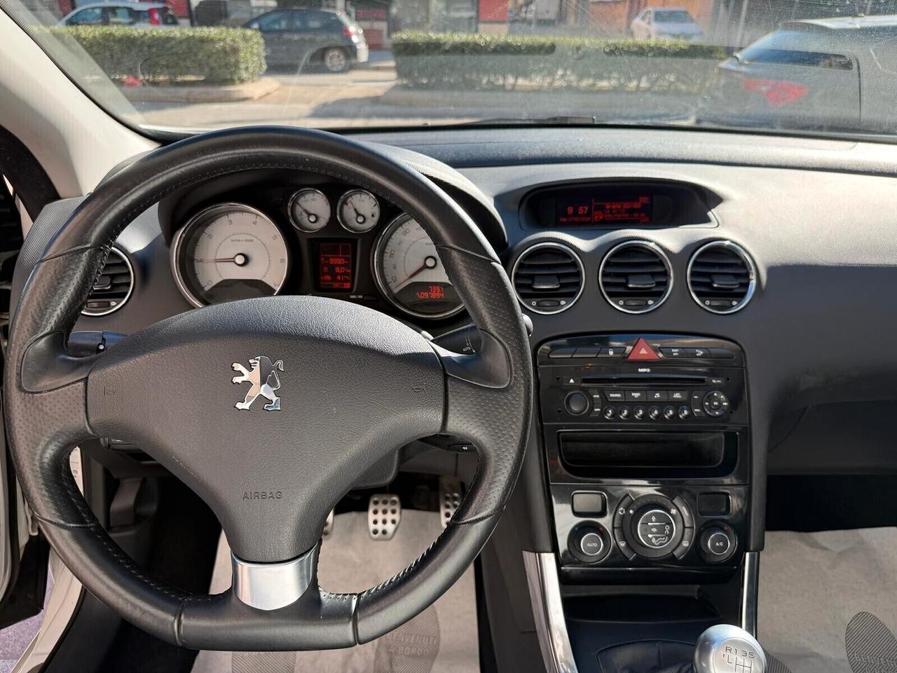 Peugeot 308 1.6 THP 150CV Cabriolet Féline