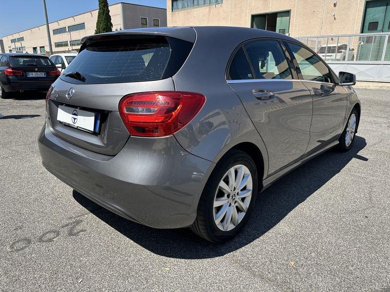 Mercedes-Benz Classe A A 160 d Automatic Sport