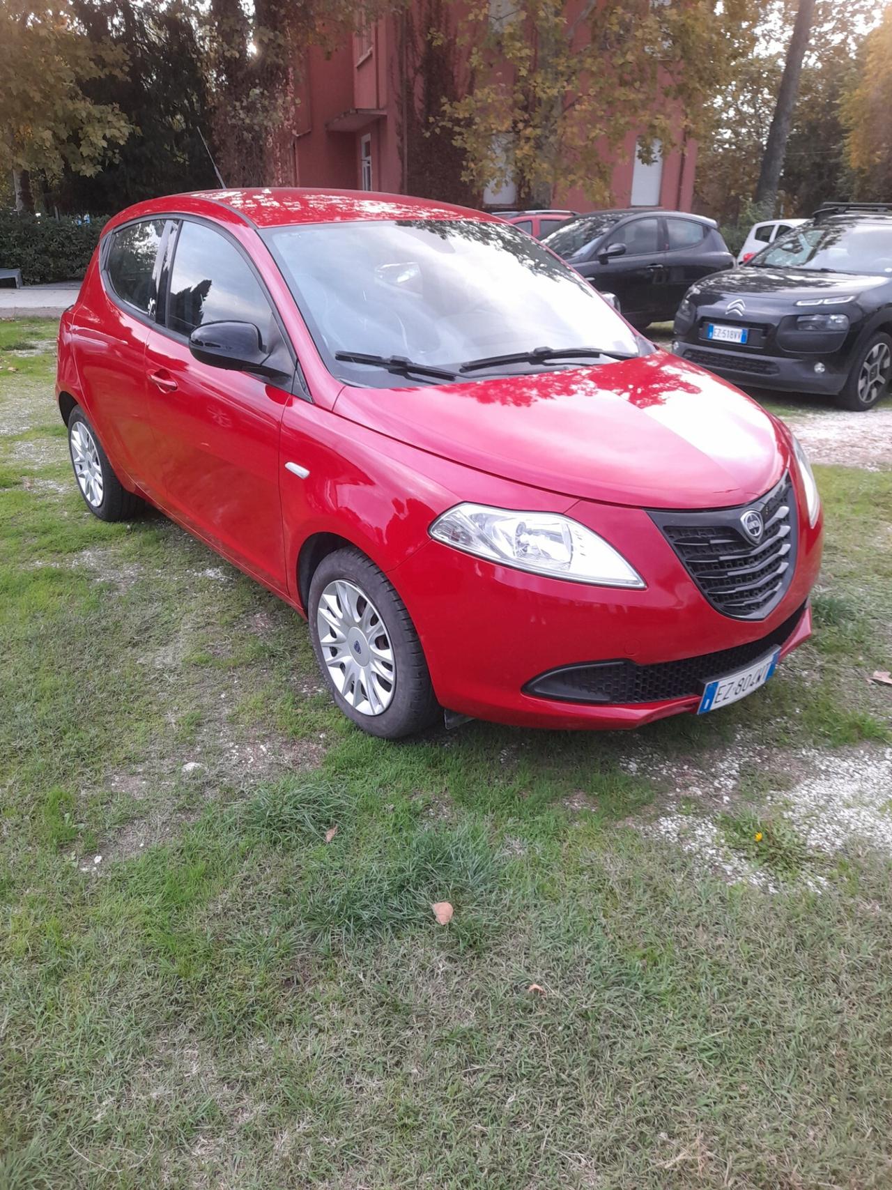 Lancia Ypsilon 1.2 69 CV 5 porte GPL