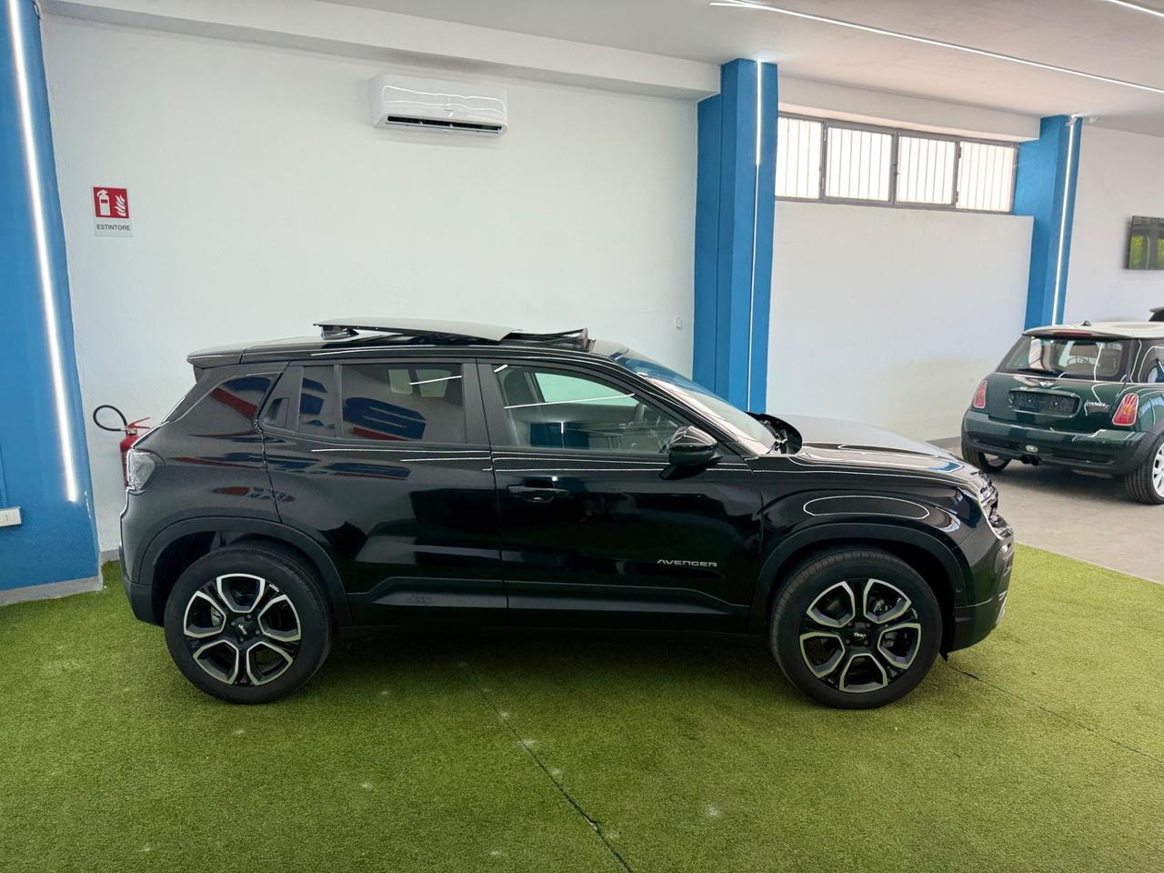 Jeep Avenger 1.2 Turbo 100 CV Summit