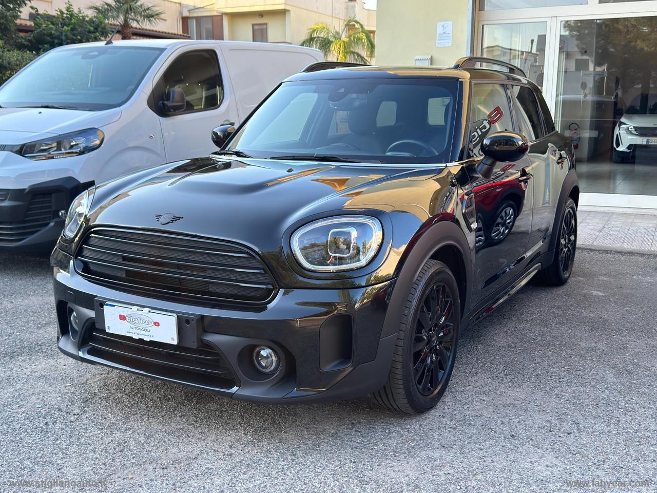 MINI Mini Cooper D Essential Countryman