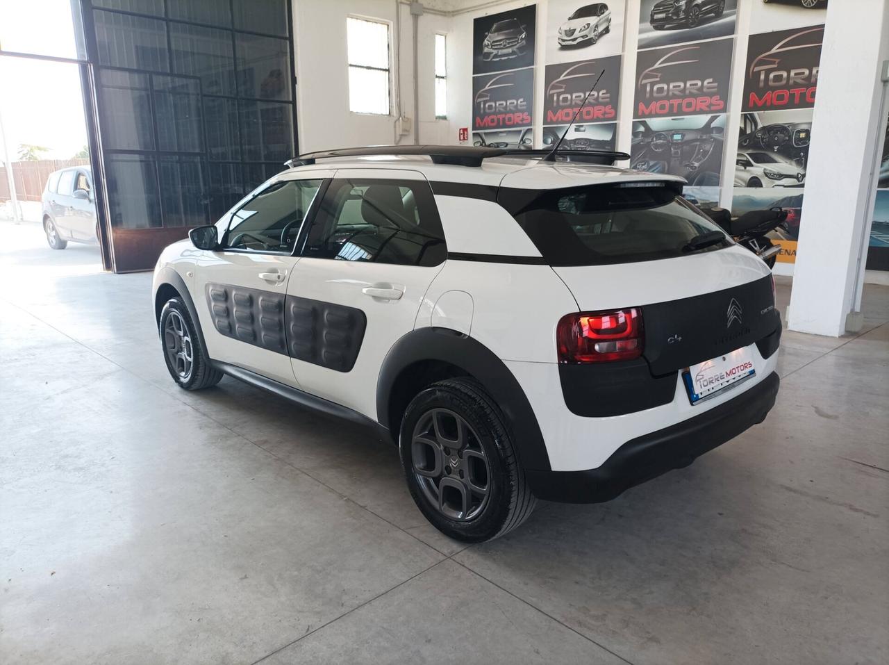 Citroen C4 Cactus BlueHDi 100 Shine 01/2017