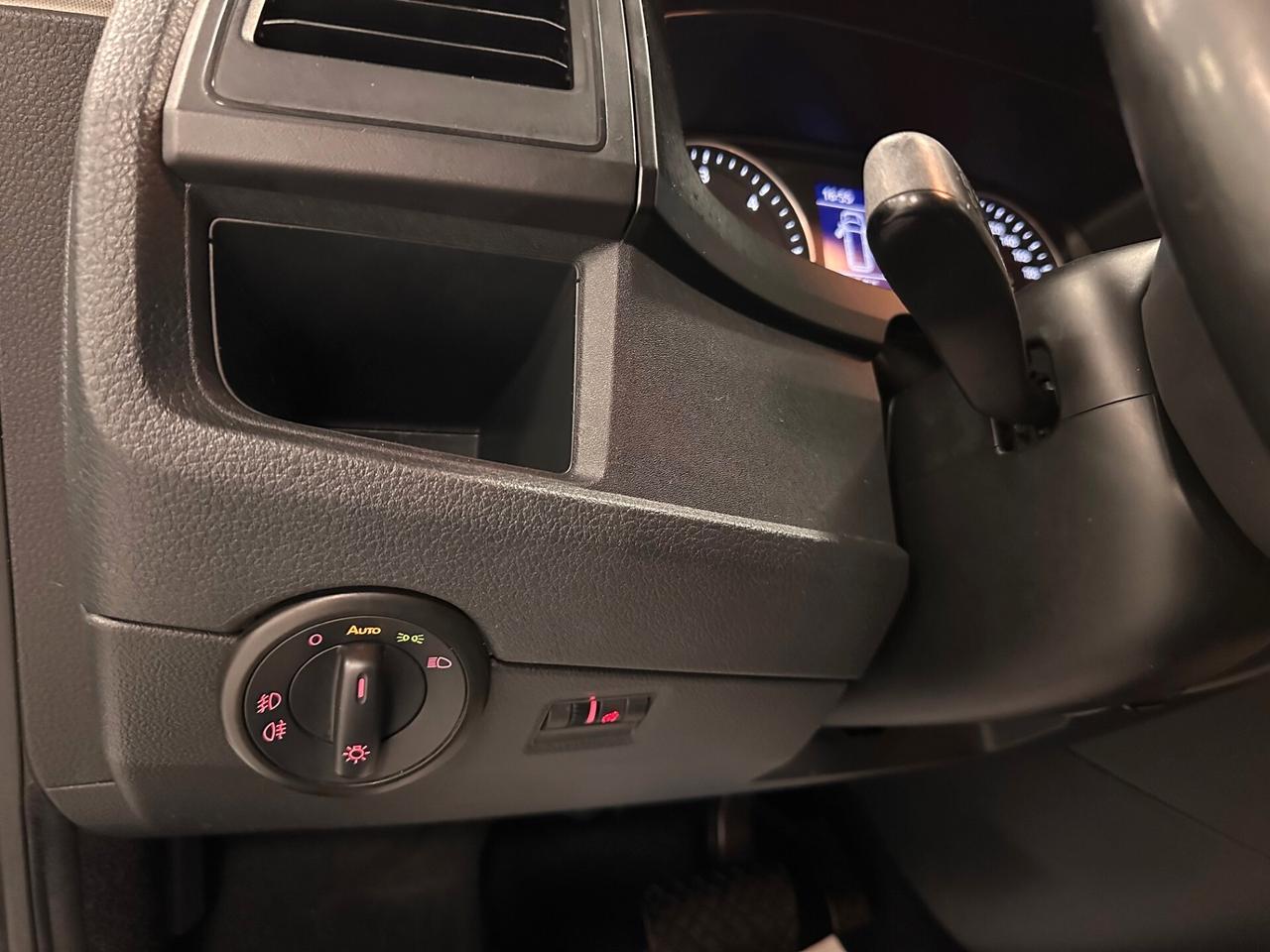 VOLKSWAGEN CAREVELLE 2.0 TDI DSG 150 CV 8 POSTI