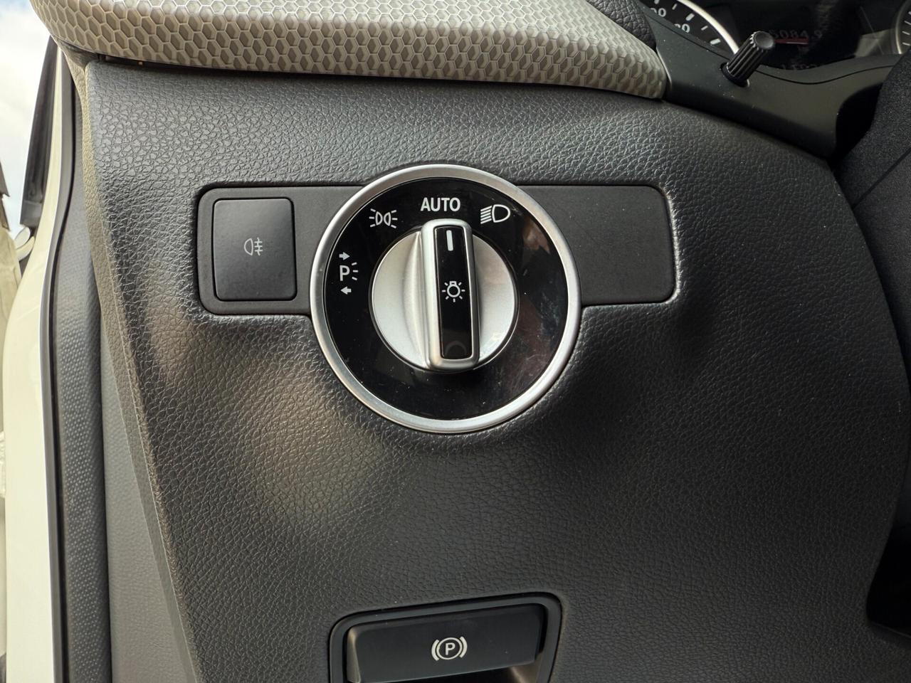 Mercedes-benz B 180 B 180 CDI BlueEFFICIENCY Premium neopatentati