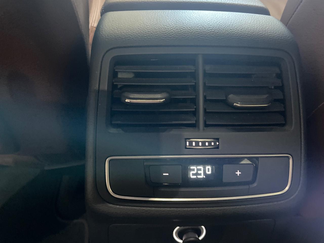 AUDI A4 2.0 TDI 190 CV S LINE EDITION