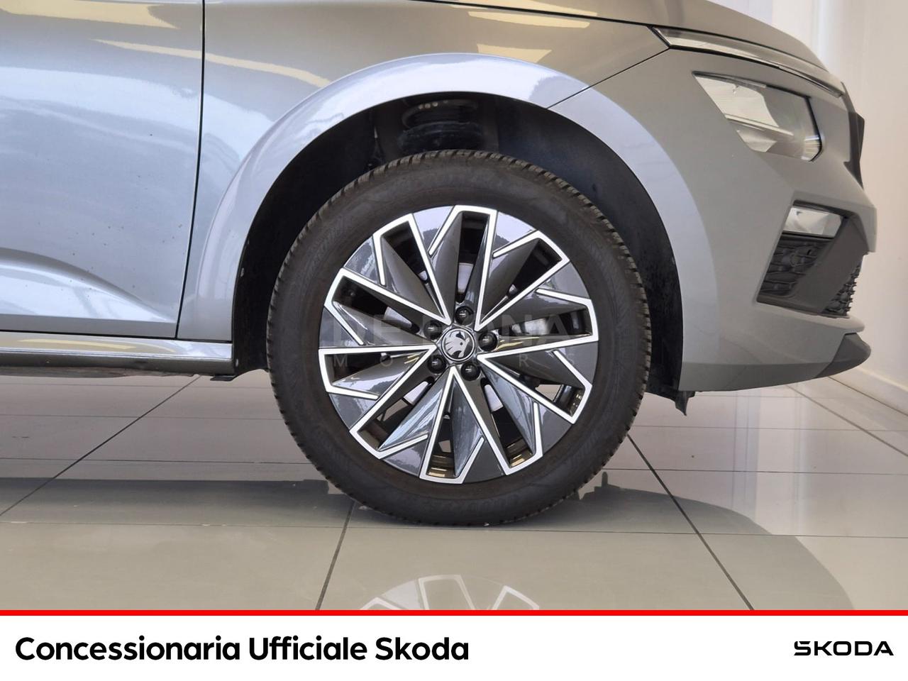 Skoda Kamiq 1.0 tsi black dots 95cv