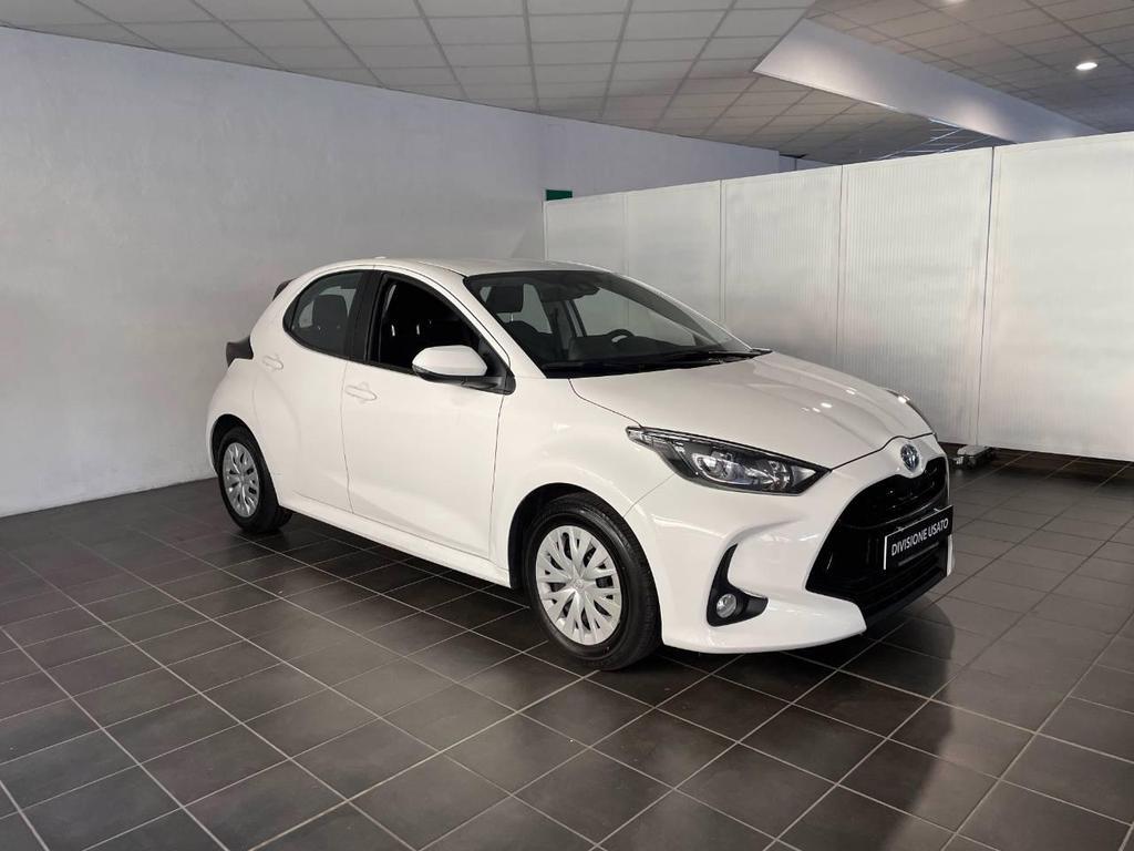 Toyota Yaris 1.5 VVT-iE Hybrid Active E-CVT