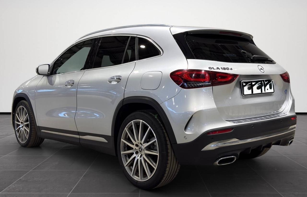 Mercedes-benz GLA 180 d Automatic Premium(tetto panoramico)