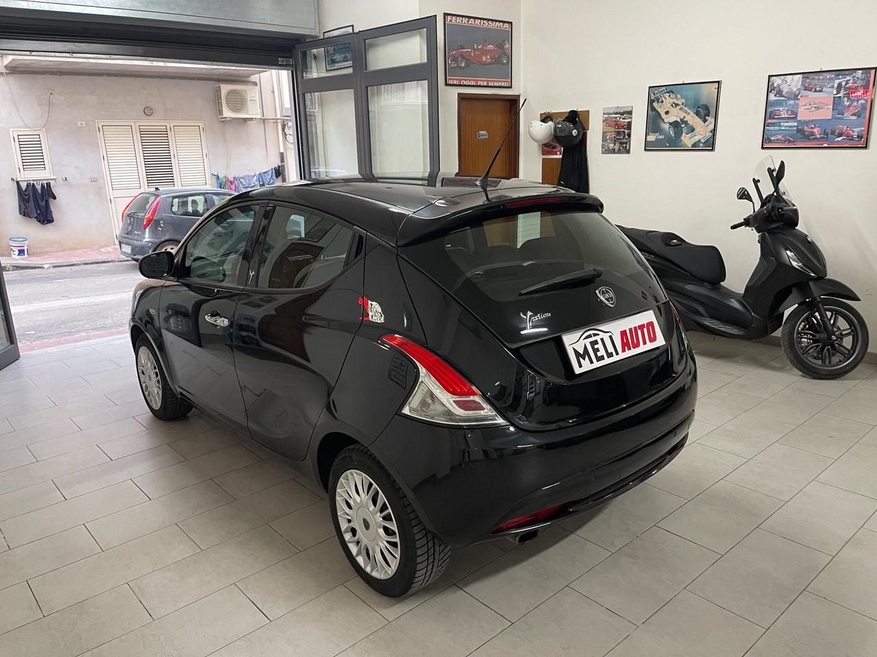 Lancia Ypsilon 1.2 Benzina 69 CV Platinum