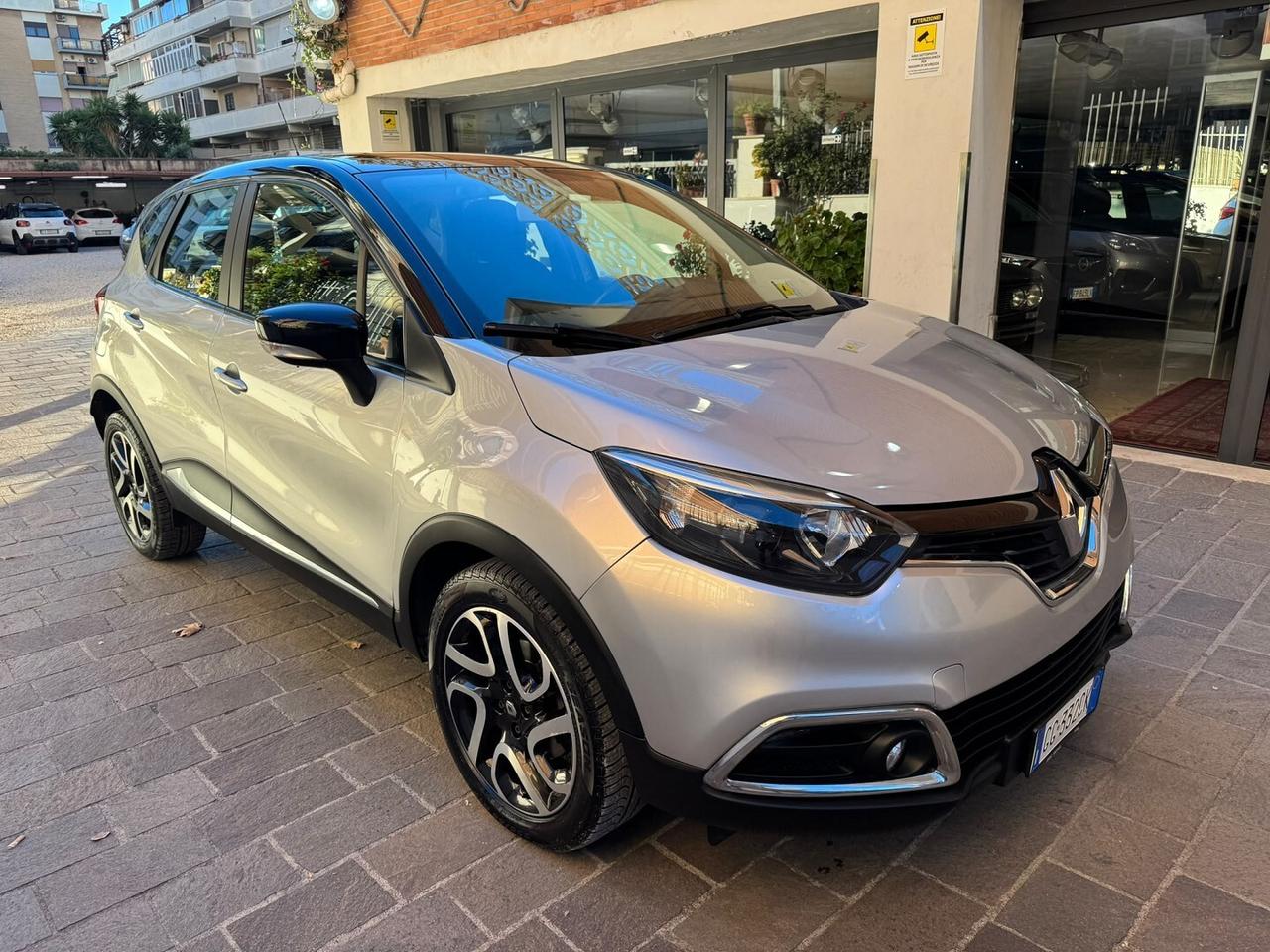 RENAULT Captur dCi 8V 90CV EDC S&S Energy Intens