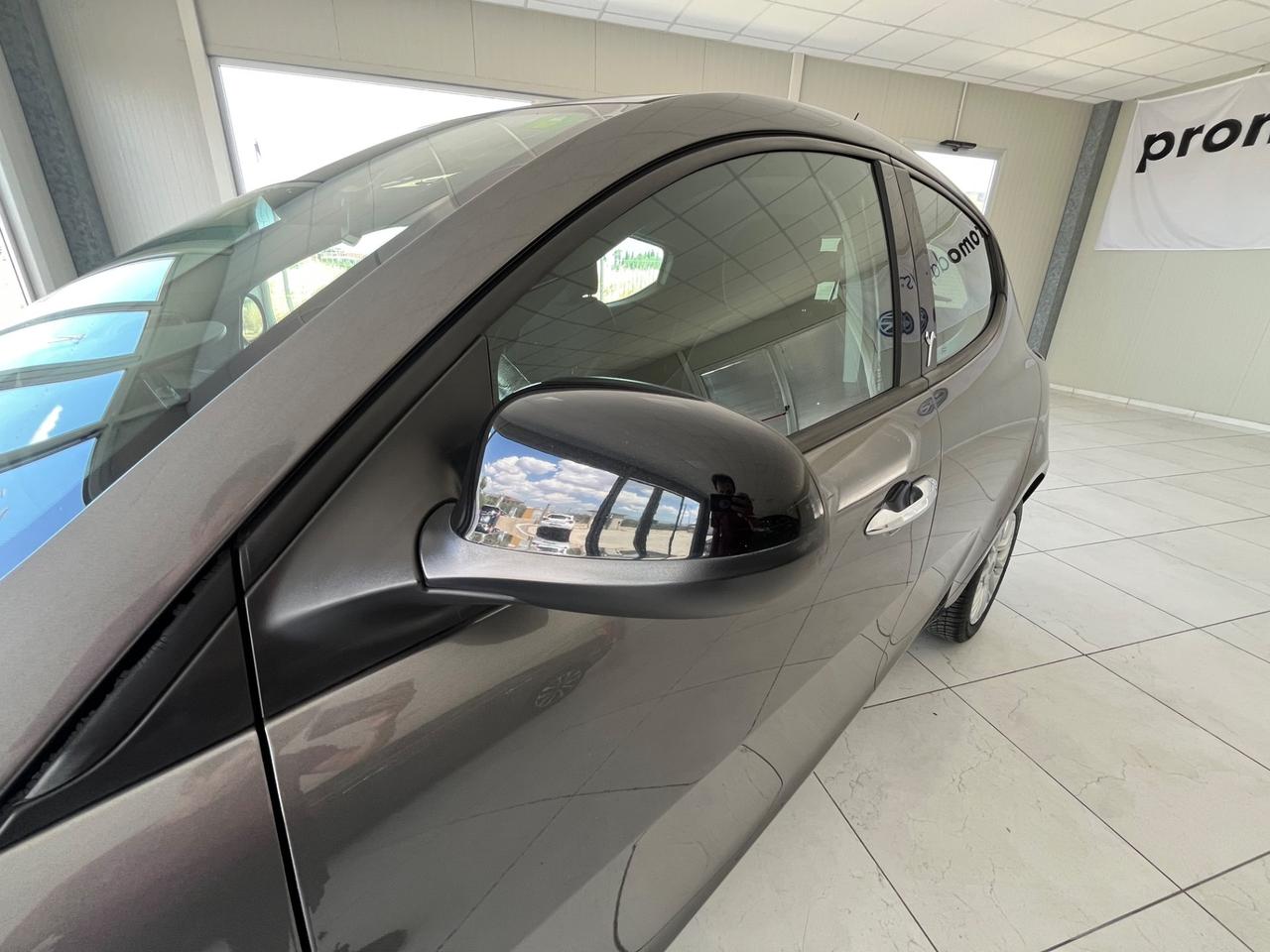 Lancia Ypsilon 1.2 69 CV 5 porte Platinum FULL