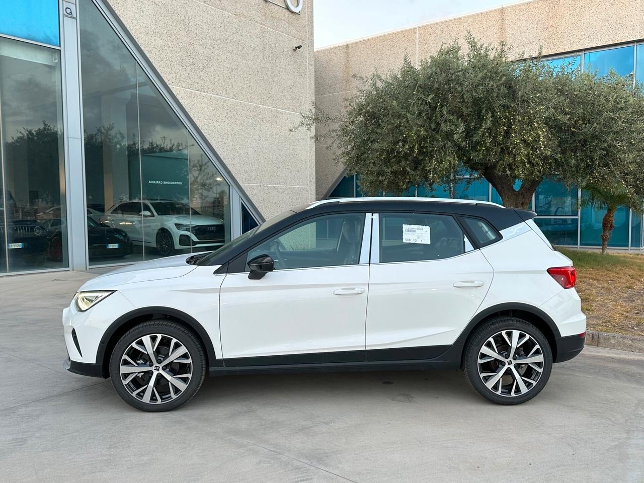 SEAT Arona dsg super offerta T-Stock prezzo imperdibile