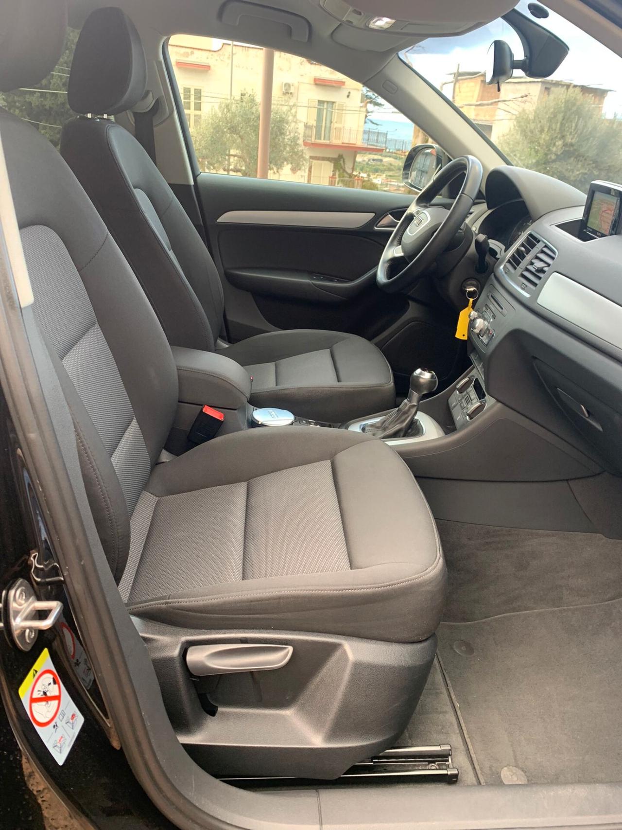 Audi Q3 2.0 TDI 150 CV S tronic Business