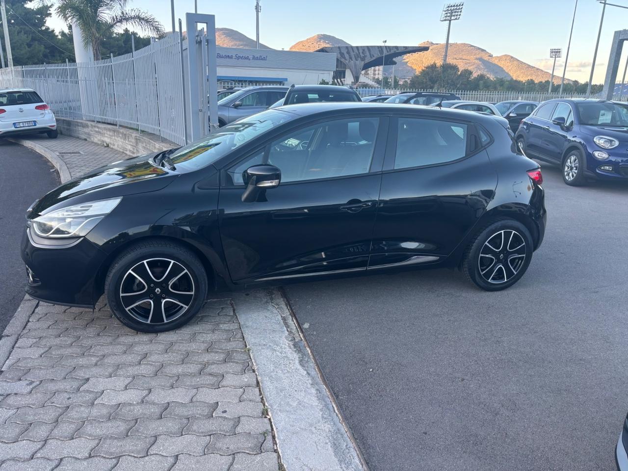 Renault Clio 1.5 dCi 8V 75CV 5 porte Costume National