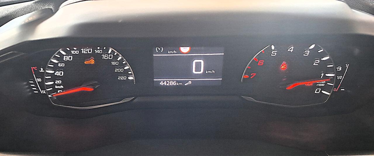 Peugeot 2008 PureTech 100 S&S Active Pack